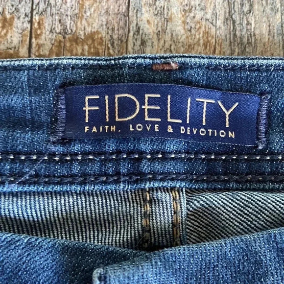 Fidelity |  Scoop Low Rise Tapered Jeans - Picture 3 of 8